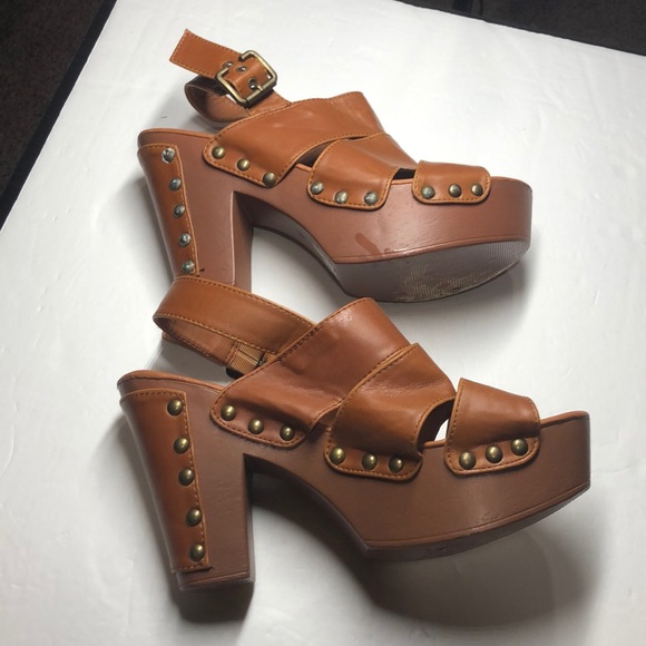 Wet Seal brown platform heels size 8 - Picture 4 of 8